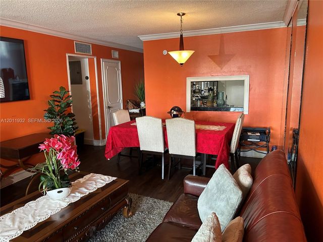 5435 NW 10th Ct 106, Plantation, FL 33313