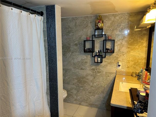 5435 NW 10th Ct 106, Plantation, FL 33313