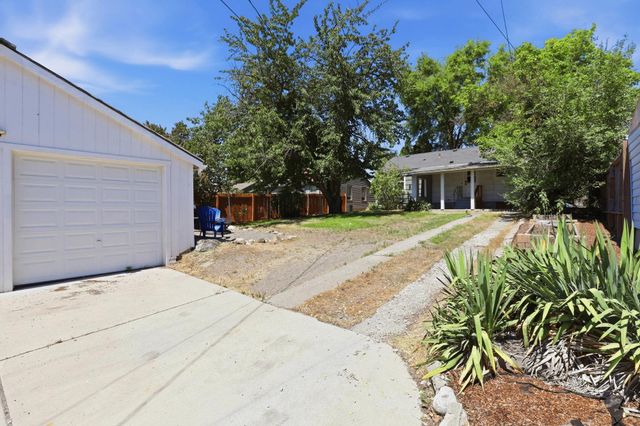 2611 W Broad Ave, Spokane, WA 99205