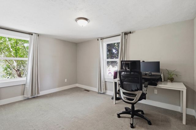 2611 W Broad Ave, Spokane, WA 99205