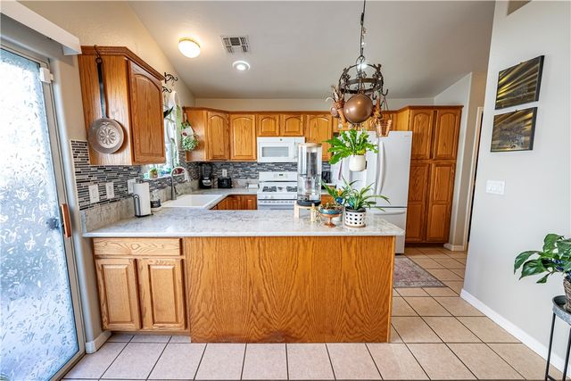 3305 N Lomalai Street, Kingman, AZ 86401