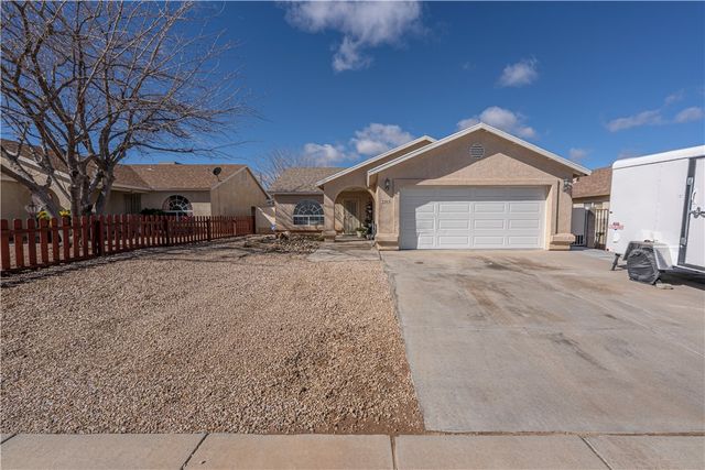 3305 N Lomalai Street, Kingman, AZ 86401