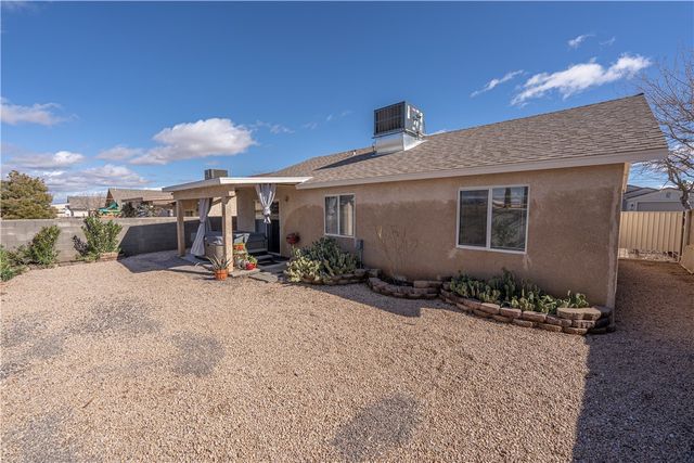 3305 N Lomalai Street, Kingman, AZ 86401