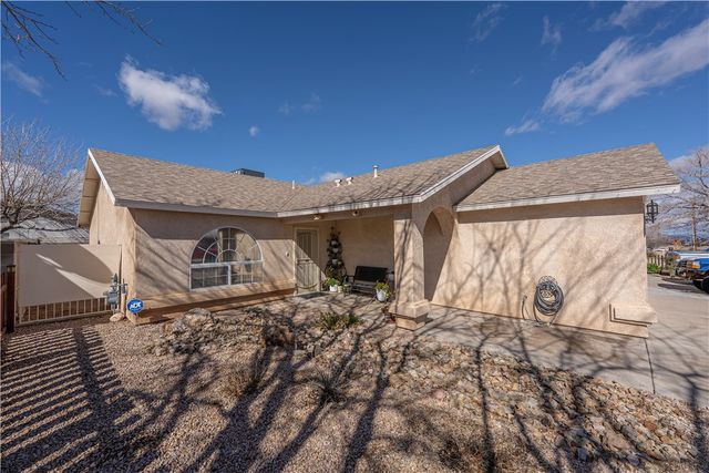 3305 N Lomalai Street, Kingman, AZ 86401
