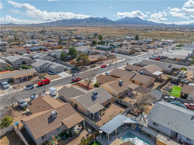 3305 N Lomalai Street, Kingman, AZ 86401