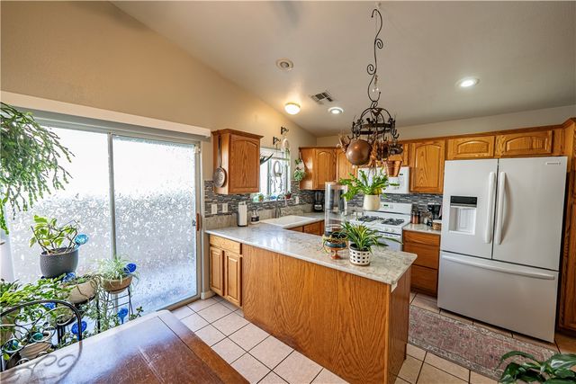 3305 N Lomalai Street, Kingman, AZ 86401