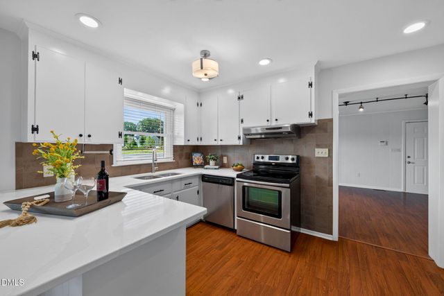 5121 Leesville Road, Durham, NC 27703