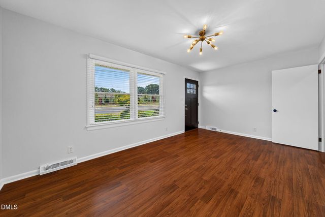 5121 Leesville Road, Durham, NC 27703