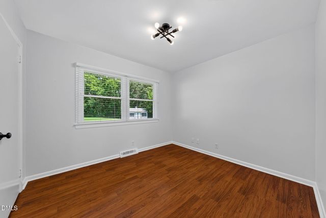 5121 Leesville Road, Durham, NC 27703