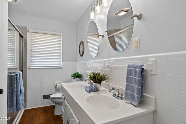 5121 Leesville Road, Durham, NC 27703
