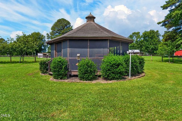 5121 Leesville Road, Durham, NC 27703