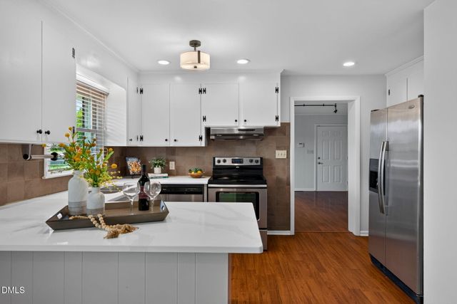 5121 Leesville Road, Durham, NC 27703