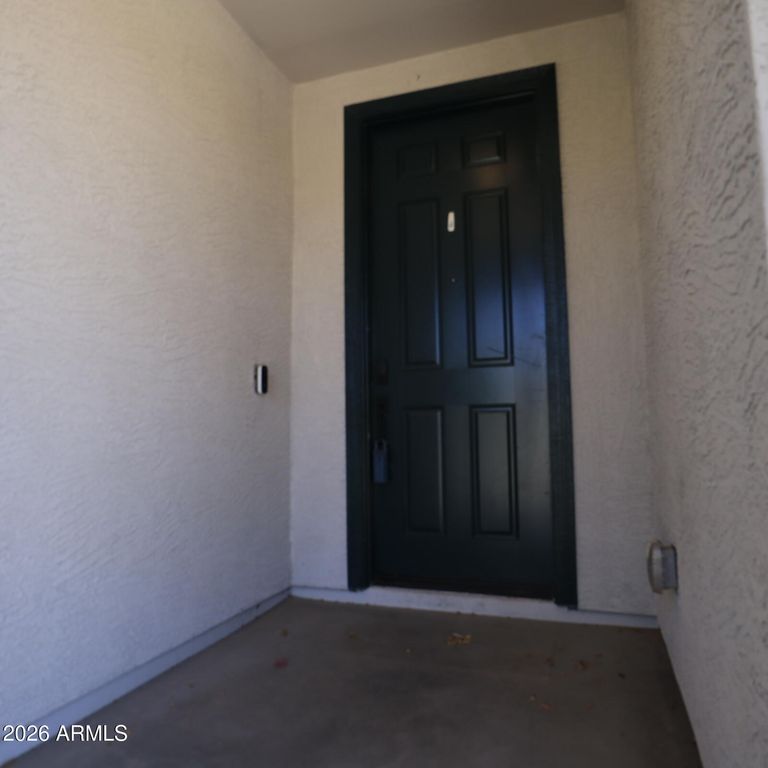 2413 W SUNLAND Avenue, Phoenix, AZ 85041 — photo 3