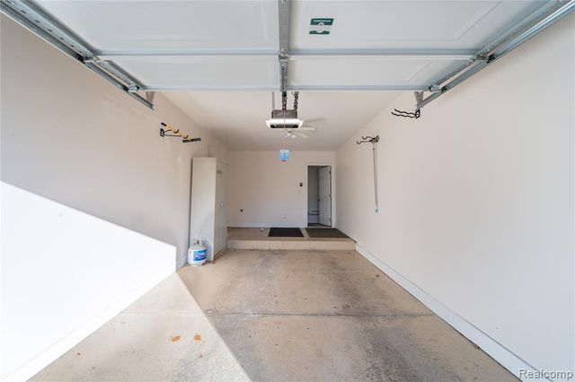 16256 Grandview Drive, Macomb, MI 48044