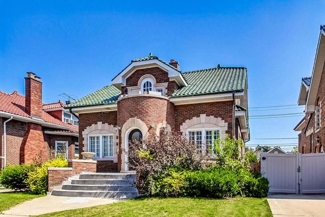 7102 Riverside Drive, Berwyn, IL 60402