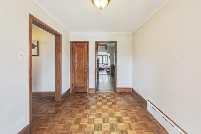 7102 Riverside Drive, Berwyn, IL 60402