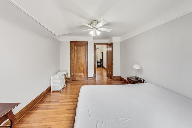 7102 Riverside Drive, Berwyn, IL 60402