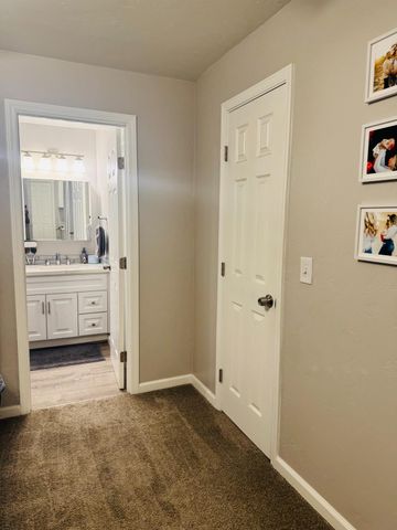 3761 Arizona Ave, Riverbank, CA 95367