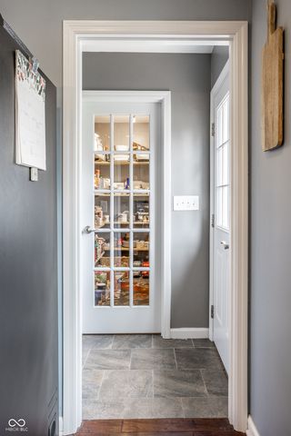 7432 Glenview Drive W, Indianapolis, IN 46250