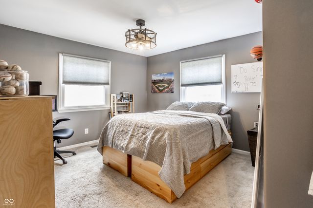 7432 Glenview Drive W, Indianapolis, IN 46250