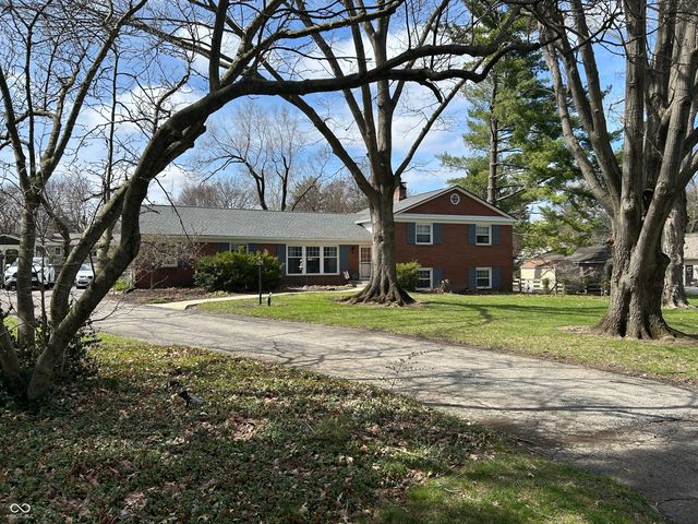 7432 Glenview Drive W, Indianapolis, IN 46250
