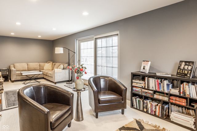 7432 Glenview Drive W, Indianapolis, IN 46250