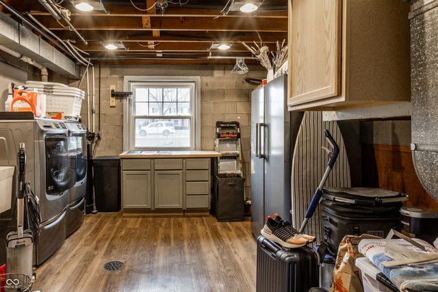 7432 Glenview Drive W, Indianapolis, IN 46250