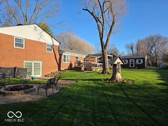 7432 Glenview Drive W, Indianapolis, IN 46250