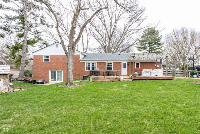 7432 Glenview Drive W, Indianapolis, IN 46250