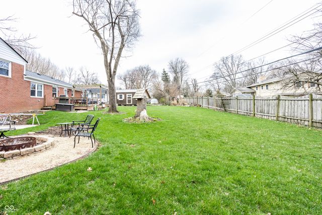 7432 Glenview Drive W, Indianapolis, IN 46250