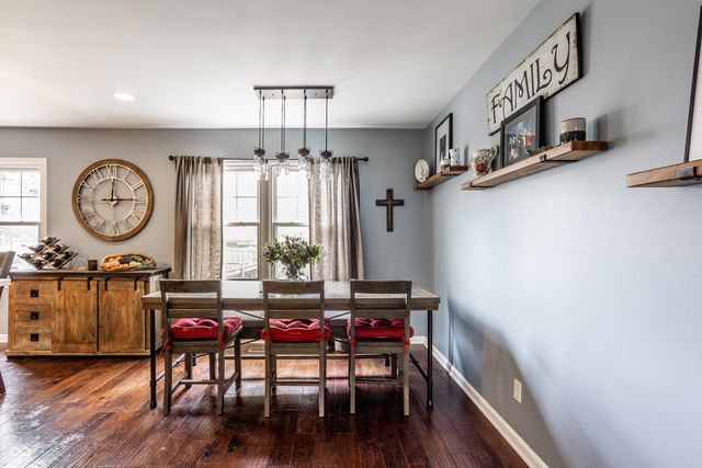 7432 Glenview Drive W, Indianapolis, IN 46250