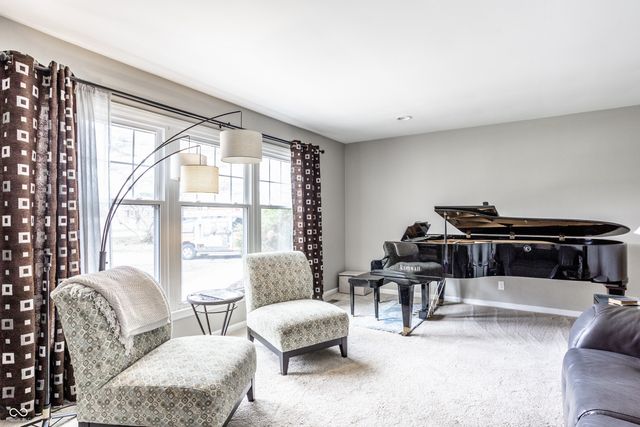 7432 Glenview Drive W, Indianapolis, IN 46250