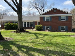 7432 Glenview Drive W, Indianapolis, IN 46250