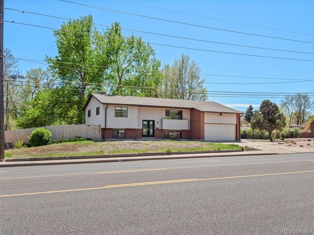 8640 W Jewell Avenue, Lakewood, CO 80232