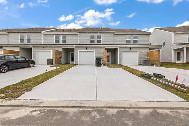310 Surfbird Road, Summerville, SC 29486