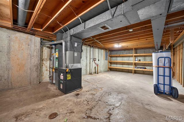 14545 Pembury Drive, Chesterfield, MO 63017