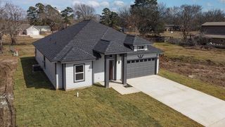 175 Deep Woods Lane, Livingston, TX 77351