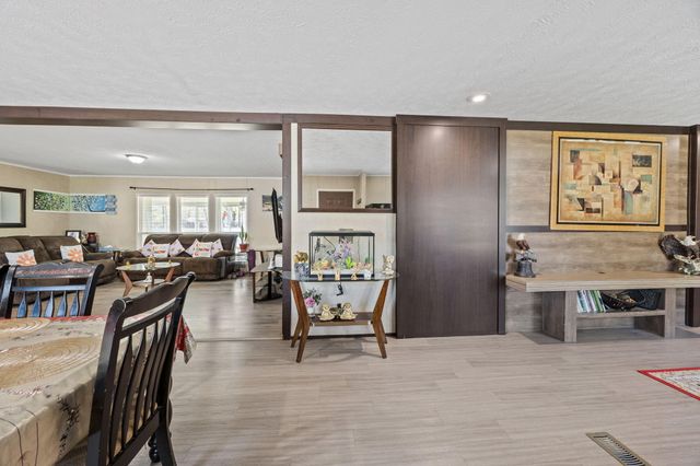 158 Knight Avenue, Summerville, SC 29483