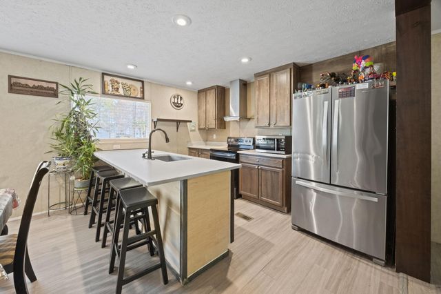 158 Knight Avenue, Summerville, SC 29483