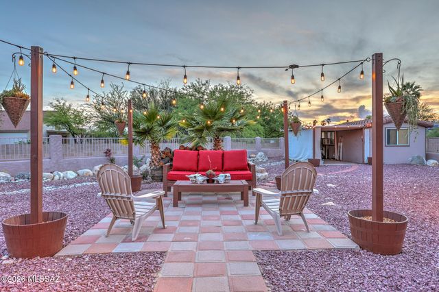 10690 E Placita Guajira, Tucson, AZ 85730