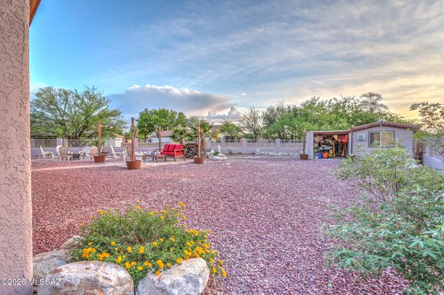 10690 E Placita Guajira, Tucson, AZ 85730