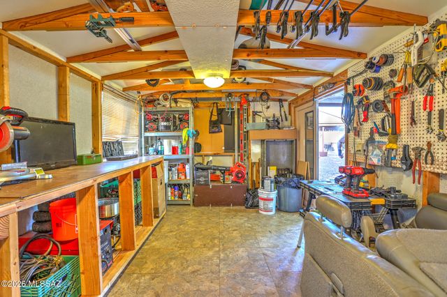 10690 E Placita Guajira, Tucson, AZ 85730