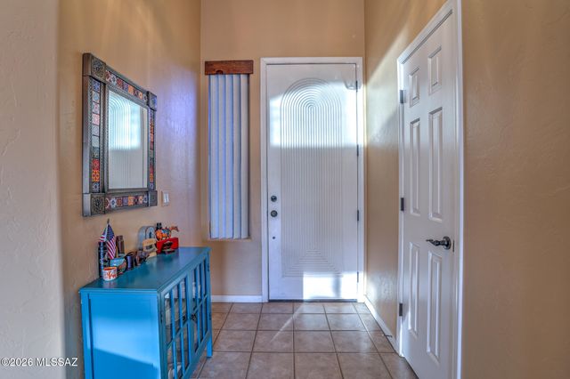 10690 E Placita Guajira, Tucson, AZ 85730