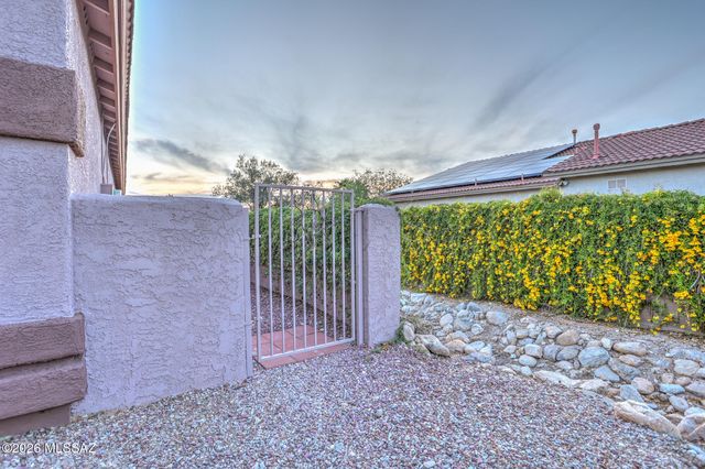 10690 E Placita Guajira, Tucson, AZ 85730