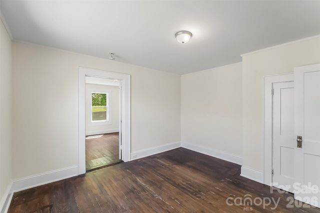 608 E Concord Street, Morganton, NC 28655