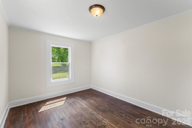 608 E Concord Street, Morganton, NC 28655