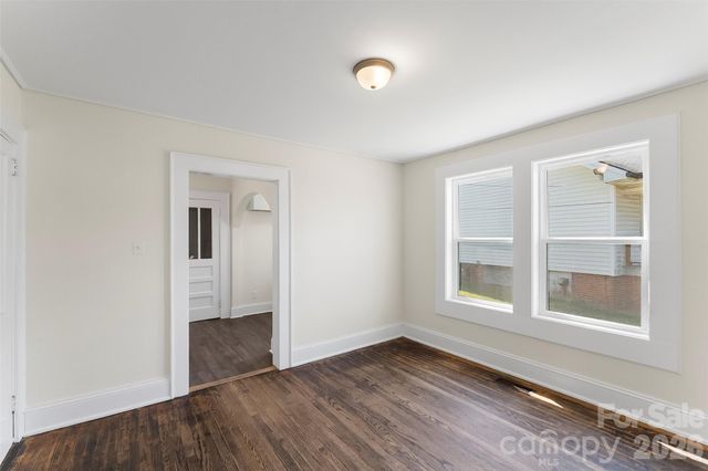 608 E Concord Street, Morganton, NC 28655