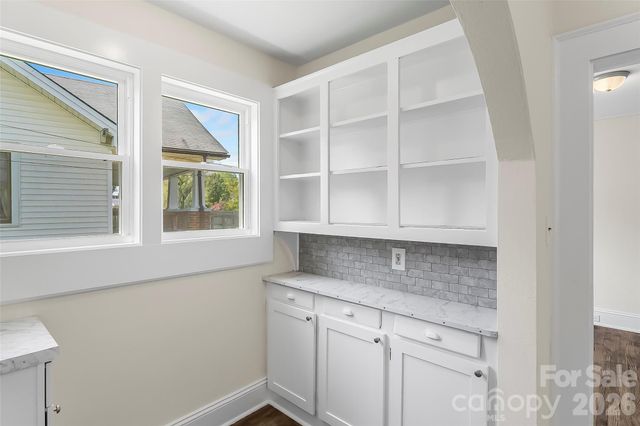 608 E Concord Street, Morganton, NC 28655