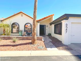6547 N VILLA MANANA Drive, Phoenix, AZ 85014