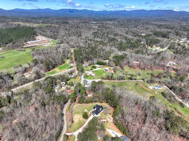 229-A Crossroads Church Road, Ellijay, GA 30540